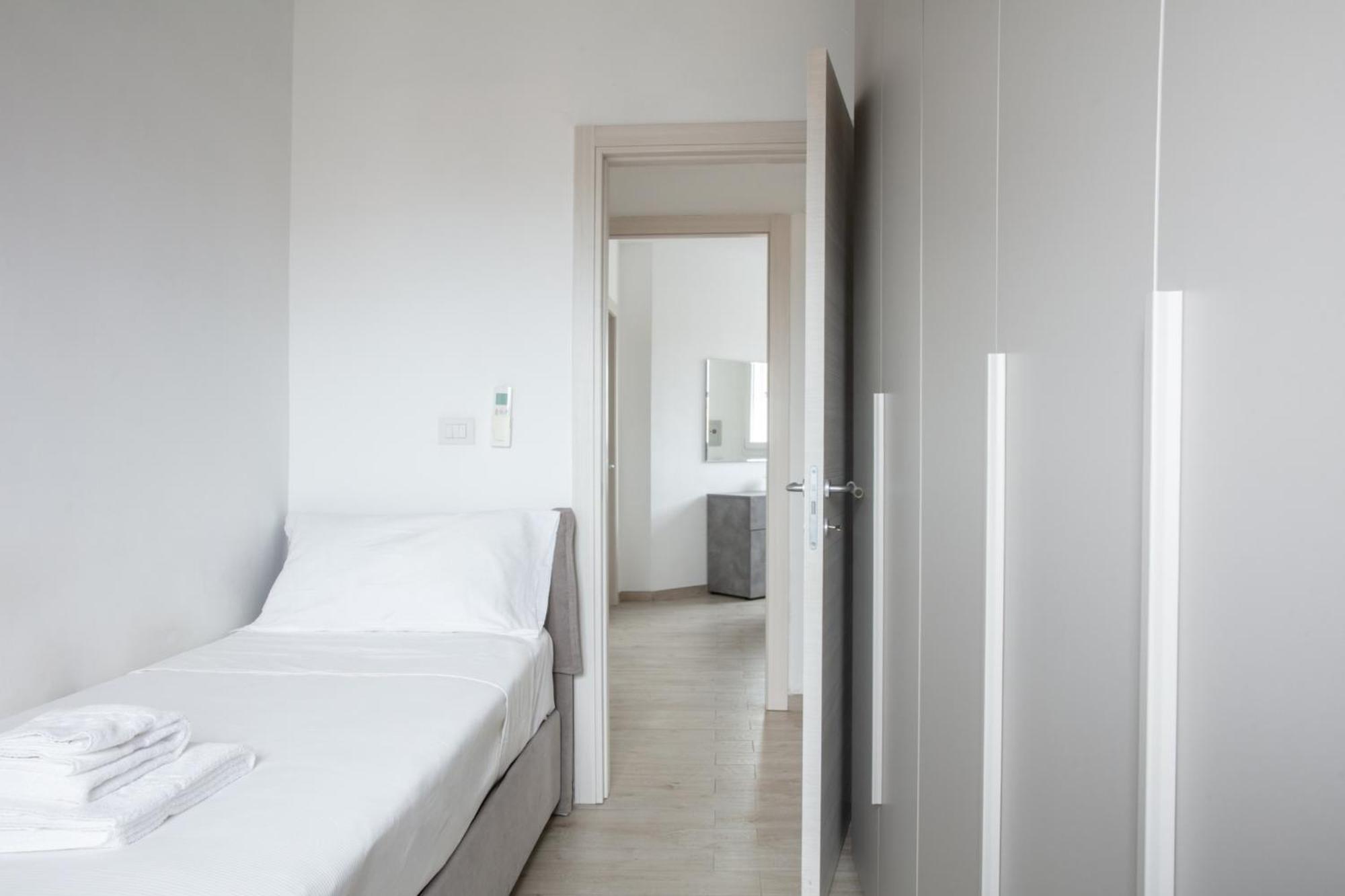 Dehomes - Porta Genova Luxury Stay Milano Exteriör bild