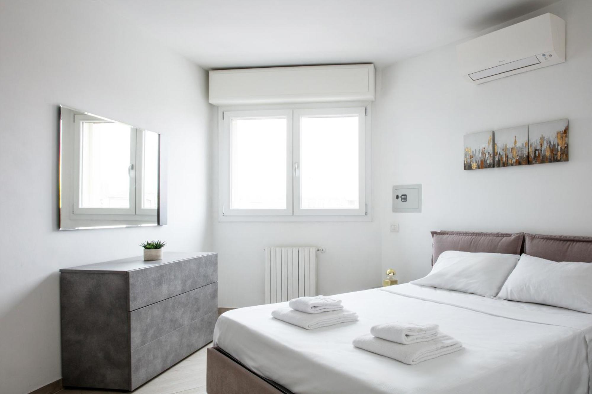 Dehomes - Porta Genova Luxury Stay Milano Exteriör bild